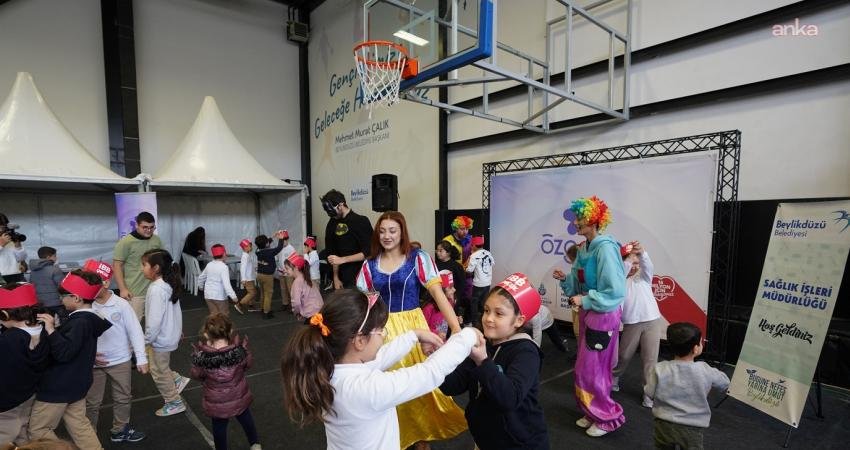 Beylikdüzü’nde düzenlenen “Sosyal Belediyecilik Şenliği” renkli görüntülere sahne oldu Beylikdüzü Belediyesi, İstanbul Büyükşehir Belediyesi (İBB) Engelli Hizmetleri Şube Müdürlüğü