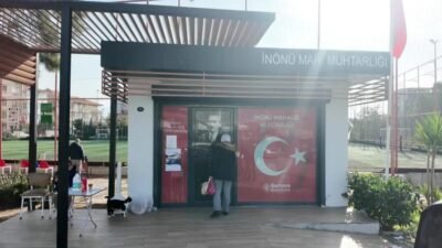 Bornova Belediye Başkanı Ömer Eşki İnönü Mahallesi Pazaryeri’nde denetim ve esnaf