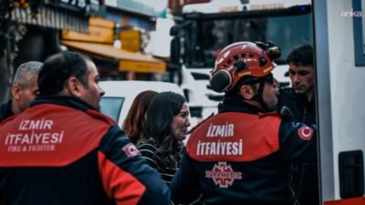 İzmir’in Bornova ilçesinde 7 katlı bir iş hanında çıkan yangın