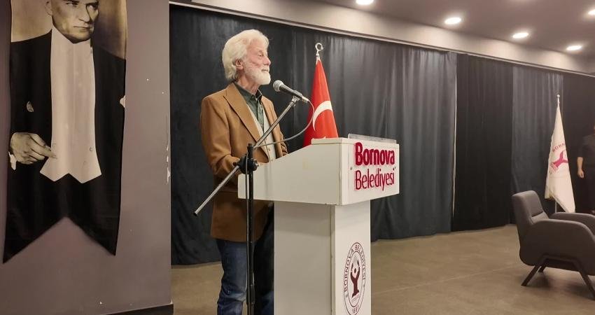 Bornova Belediyesi’nin “Kent Söyleşileri” etkinliğinde bu hafta şair Tuğrul Keskin
