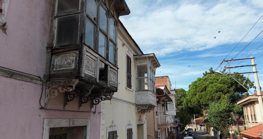 Buca Belediyesi’nin ilçenin tarih kokan sokaklarını ve kültürel mirasını gün