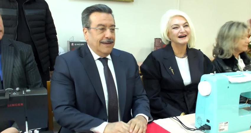 Balıkesir’in Burhaniye ilçesinde Kaymakam Cumali Atilla, Şehit İlyas Arslan Halk