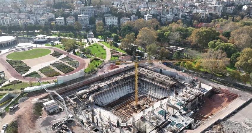 Bursa Büyükşehir Belediyesi tarafından ayağa kaldırılacak kentin simge yapılarından Atatürk