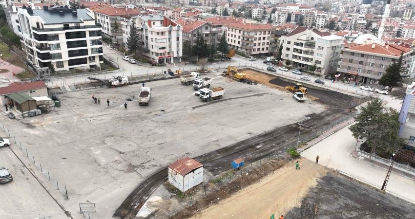 Çankaya Belediyesi, Birlik Kapalı Pazaryeri’ni çok amaçlı yaşam alanına dönüştürüyor Çankaya Belediyesi, Birlik Mahallesi’nde bulunan pazar yerini yeniden inşa etmek