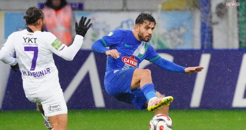 Çaykur Rizespor, Eyüpspor’u 3-0 mağlup etti Trendyol Süper Lig'in 16. haftasında Çaykur Rizespor evinde karşılaştığı Eyüpspor'u