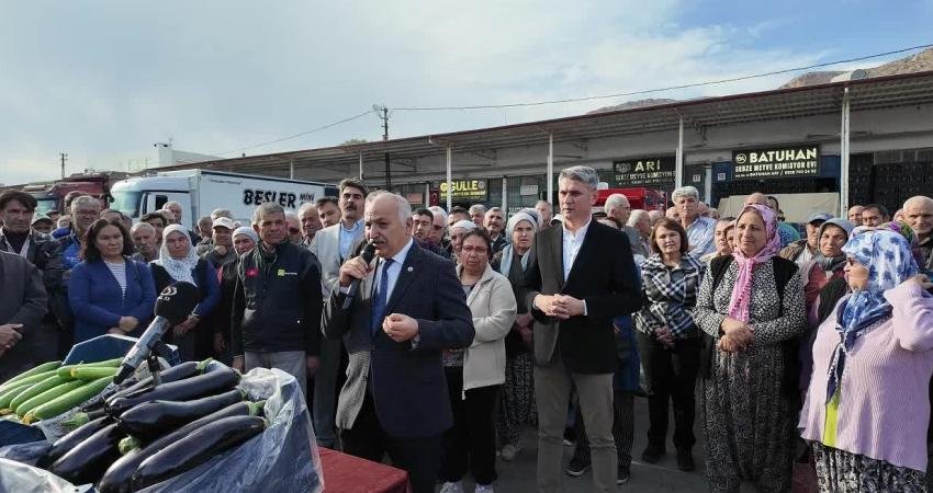 CHP Mersin Milletvekili Talat Dinçer, "Hükümetin görevi, ülkedeki ürünlerini planlamak.