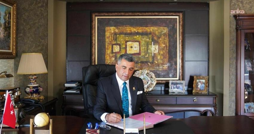 CHP’li Gürsel Erol: Elazığ Belediyesi’ndeki akaryakıt alımındaki usulsüzlük iddiaları tüm yönleriyle araştırılmalı CHP Elazığ Milletvekili Gürsel Erol, Elazığ Belediyesi’nde akaryakıt alımları üzerinden