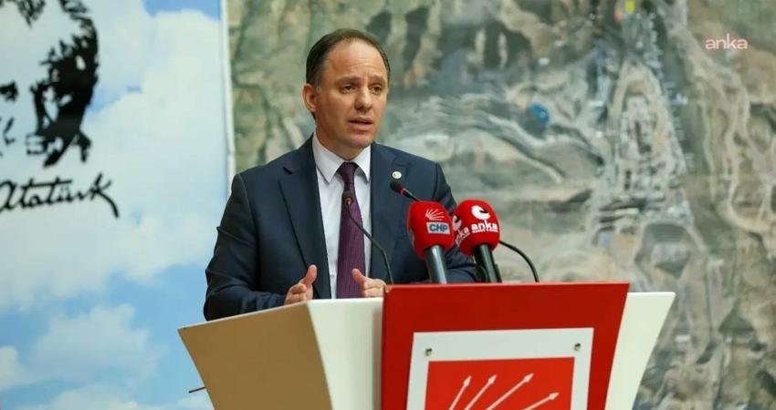 CHP Genel Başkan Yardımcısı Deniz Yavuzyılmaz, yabancı ve kamu mühendisleri