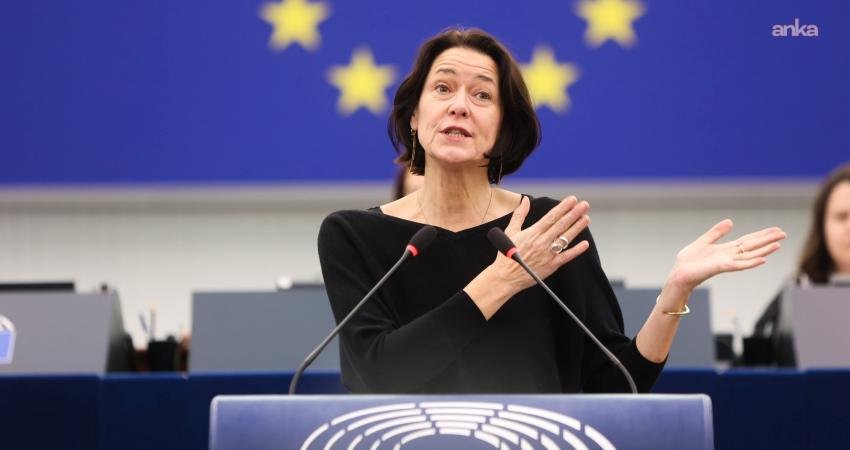 Avrupa Parlamentosu Üyesi Van Brempt: “Türkiye’deki demokratik gerileme görmezden gelinemez” Avrupa Parlamentosu Sosyalistler ve Demokratlar (S&D) Grubu Başkan Yardımcısı Kathleen