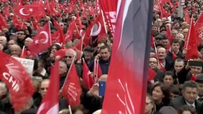 CHP Genel Başkanı Özgür Özel, "Duydum ki bu eylemin afişlerini,