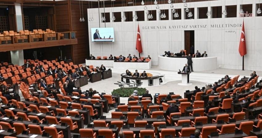CHP’nin, İstanbul Büyükşehir Belediye Başkanı Ekrem İmamoğlu'nun sanığı olduğu başta