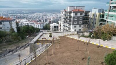 Çiğli Belediyesi bir süredir Esentepe Mahallesi’nde devam ettiği yol ve