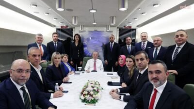 Cumhurbaşkanı Recep Tayyip Erdoğan, yeni anayasa çalışmalarına ilişkin olarak, "Hem sivil,