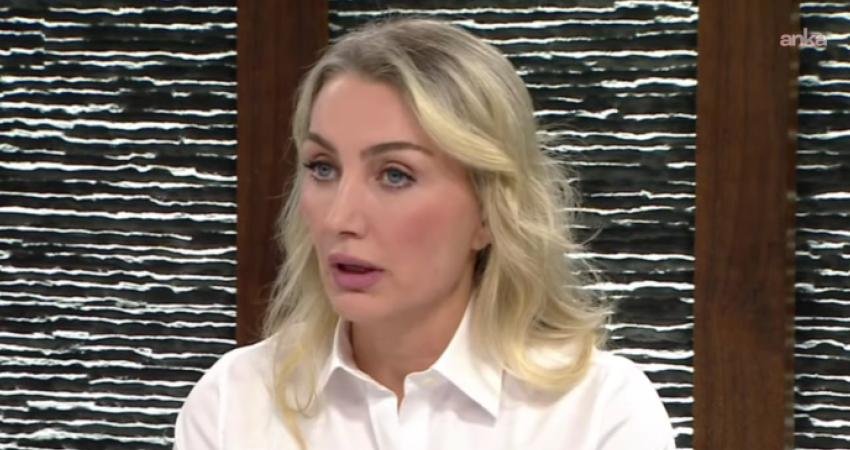 Dilek Kaya İmamoğlu: Ekrem suçlu olduğu için içeride değil, bu artık memleket meselesi oldu CHP'nin tutuklu Cumhurbaşkanı adayı Ekrem İmamoğlu'nun eşi Dilek Kaya İmamoğlu,