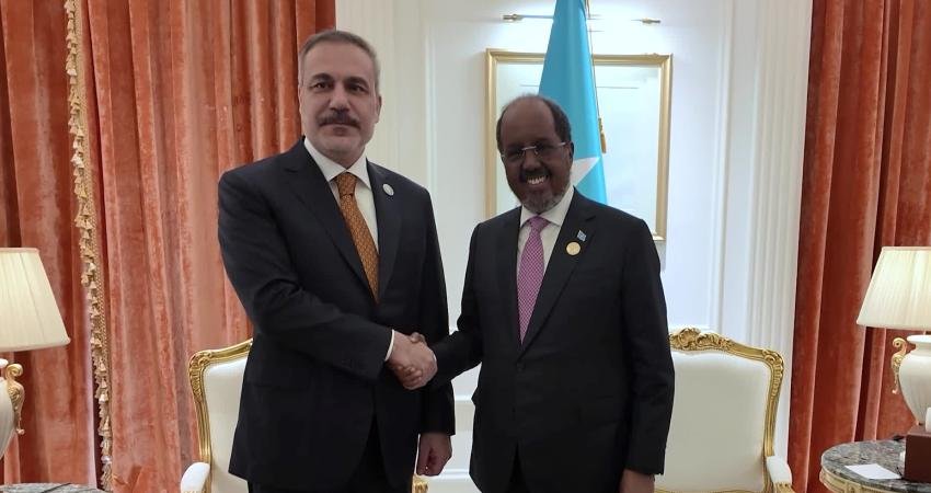 Dışişleri Bakanı Fidan Doha’da… Fidan, Somali Cumhurbaşkanı Mahmud ile görüştü Dışişleri Bakanı Hakan Fidan, Katar’ın başkenti Doha’da Somali Cumhurbaşkanı Hasan Şeyh