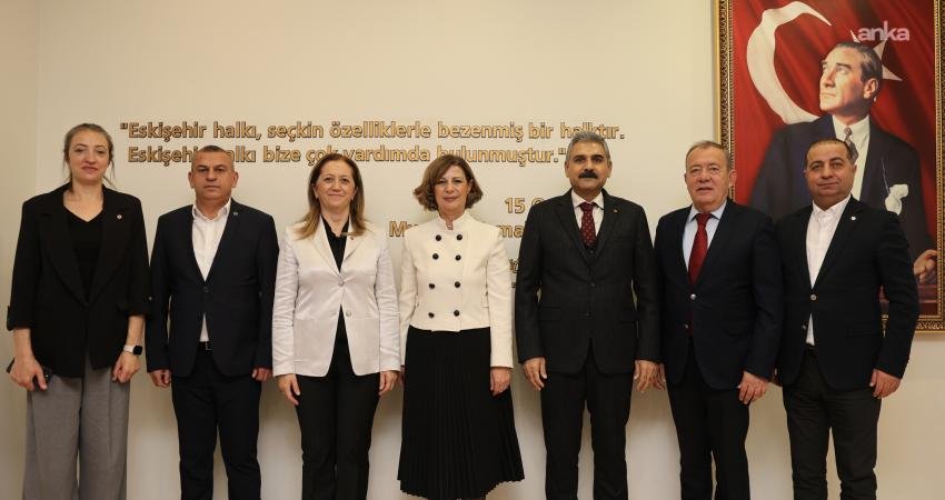 DİSK Genel Başkanı Arzu Çerkezoğlu, Genel-İş Genel Başkanı Remzi Çalışkan,