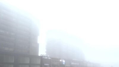 Diyarbakır’da üç gündür etkisini sürdüren yoğun sis, kentte ulaşımı olumsuz