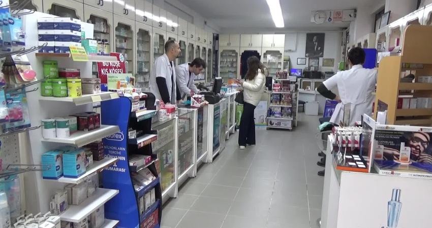 Edirne Eczacı Odası Denetleme Kurulu Başkanı Şükrü Ciravoğlu, "Grip aşısı