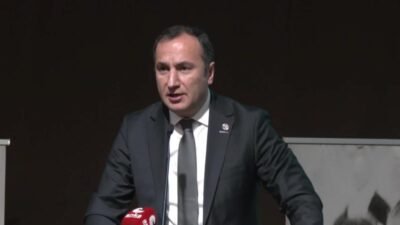 Eğitim-İş Genel Başkanı Kadem Özbay, Türkiye’de eğitimin eşitsizlik, piyasacılık ve