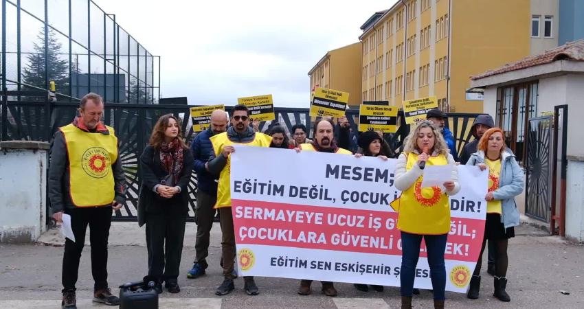 Eğitim Sen Eskişehir Şube Başkanı Özkan Demirkol, Mesleki Eğitim Merkezleri'ne