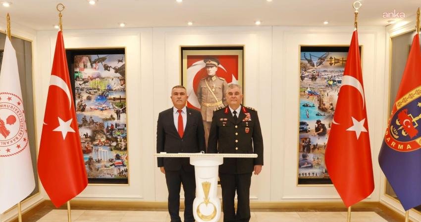 Emekli Uzman Jandarmalar Derneği (EMUJAD) Genel Başkanı Şeref Çayırtepe ve