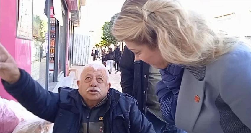 Emekli vatandaş: “TÜİK gözümüze baka baka yalan söylüyor, devlette buna çanak tutuyor” CHP Kadın Kolları Genel Başkanı Asu Kaya memleketi Osmaniye’de vatandaşlarla