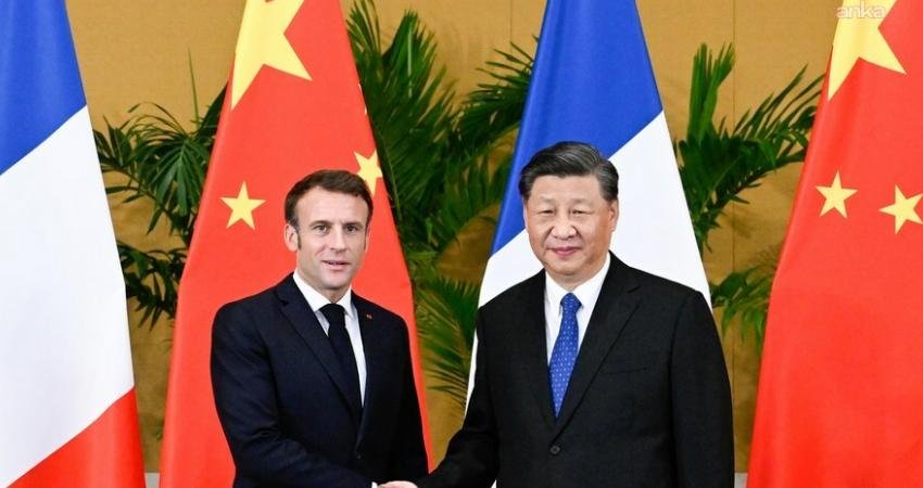 Fransa Cumhurbaşkanı Emmanuel Macron, Çin Devlet Başkanı Şi Cinping’in davetlisi