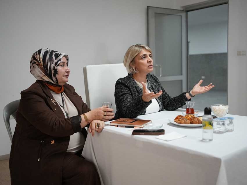 Etimesgut Belediyesi, vatandaşların belediye yönetimiyle doğrudan iletişim kurmasını sağlayan toplantı