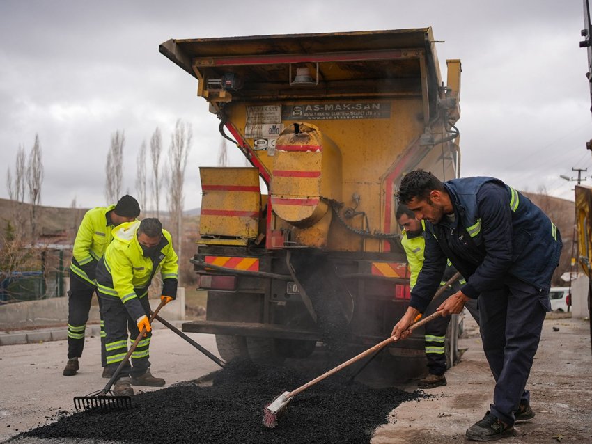 Etimesgut Belediyesi, ulaşım konforunu artırmak ve yaya–araç güvenliğini güçlendirmek amacıyla