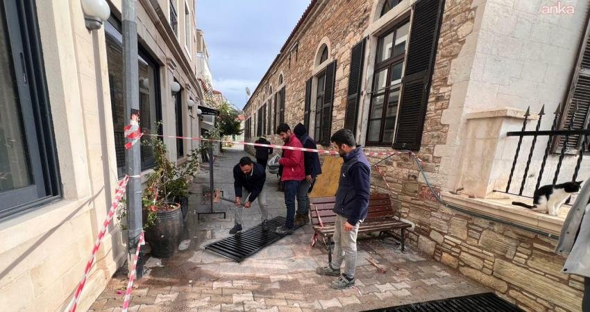 Foça’nın 30 yıllık yağmur suyu sorunlarına neşter vuruluyor Foça’da özellikle yoğun yağışlarda yaşanan taşkın ve altyapı sorunları çözüme
