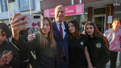 Gaziemir Belediyesi, Destek Eğitim Kursu’nda verdiği hizmetle öğrencilerin lise ve