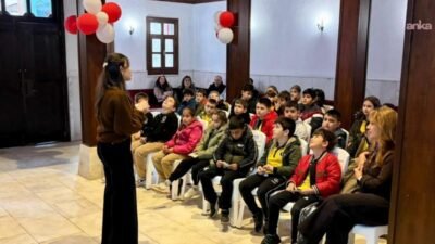 Gemlik Belediyesi tarafından 10 Aralık İnsan Hakları Günü dolayısıyla çocuklara