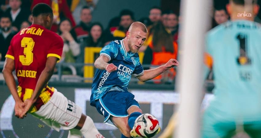 Süper Lig’in 17. hafta maçında Göztepe ağırladığı Samsunspor’u 2-0 mağlup