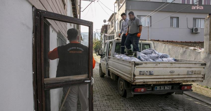 Güzelbahçe Belediyesi’nden kış desteği başladı Güzelbahçe Belediyesi, sosyal belediyecilik anlayışı ile her yıl yaptığı kömür