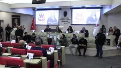 Gülşah Durbay’ın vefatının ardından olağanüstü toplanan Şehzadeler Belediye Meclisi toplantısında