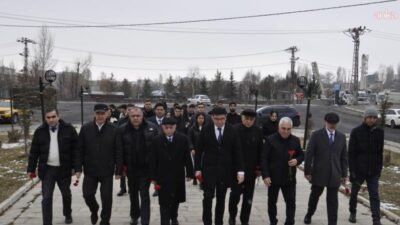 Azerbaycan'ın kurucu lideri Haydar Aliyev, vefatının 22'inci yılında Kars'ta anıldı. Azerbaycan