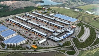 Ataşehir’de bulunan ve 55 yıldır hizmet veren İçerenköy Meyve Sebze