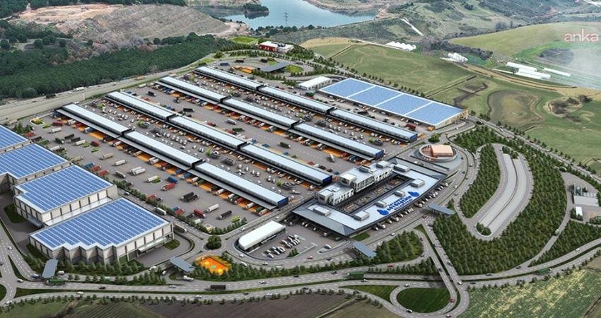 Ataşehir’de bulunan ve 55 yıldır hizmet veren İçerenköy Meyve Sebze