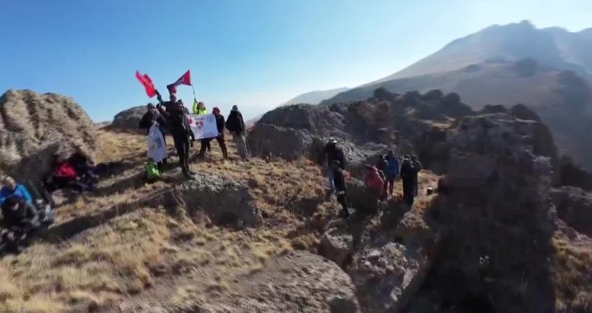 Iğdır Dağcılık ve Bisiklet Spor Kulübü (İDABİZ) üyeleri, 3 Aralık Dünya