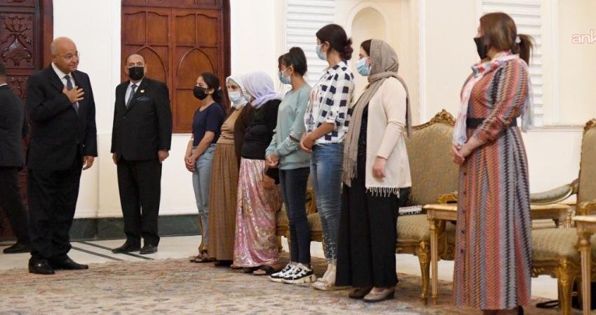 Irak’ın eski Cumhurbaşkanı Berhem Salih, BM Mülteciler Yüksek Komiserliği’ne aday gösterilen ilk Iraklı Kürt oldu Irak’ın eski Cumhurbaşkanlarından Berhem Salih, Birleşmiş Milletler Genel Sekreteri Antonio