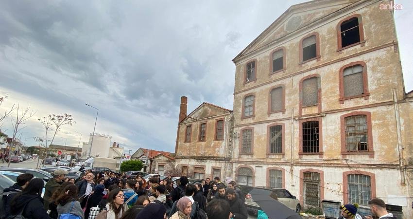 İTÜ’lü öğrenciler, mimari üretimlerini Ayvalık Alan Başkanlığı’yla paylaşacak İstanbul Teknik Üniversitesi (İTÜ) Mimarlık Bölümü öğrencileri, “Kentsel Sit Alanı”