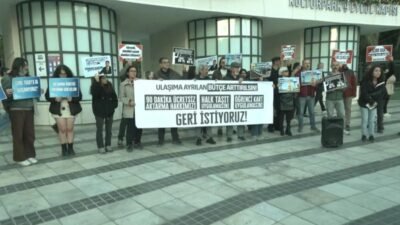 Üniversite öğrencileri ve vatandaşlar, İZBAN’daki fahiş zamlar, kaldırılan aktarma sistemi