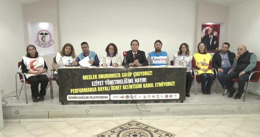 İzmir Sağlık Platformu’ndan Aile Hekimliği Sözleşme ve Ödeme Yönetmeliği’ne ilişkin: “Performansa dayalı kesintiyi kabul etmiyoruz” İzmir Aile Hekimleri Derneği Başkanı Başkanı Muhteber Çolak, Aile Hekimliği