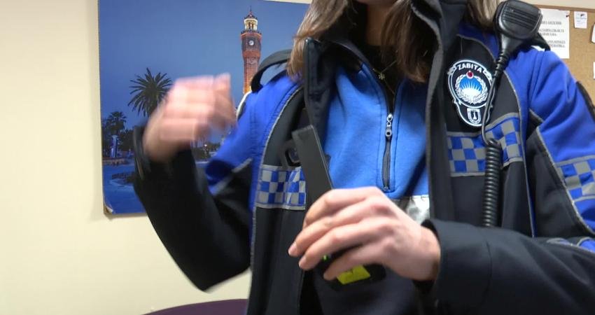 İzmir Zabıtası’ndan kural tanımayan sürücülere dronlu takip İzmir Büyükşehir Belediyesi Zabıta Dairesi Başkanlığı ekipleri, yurttaşların can ve