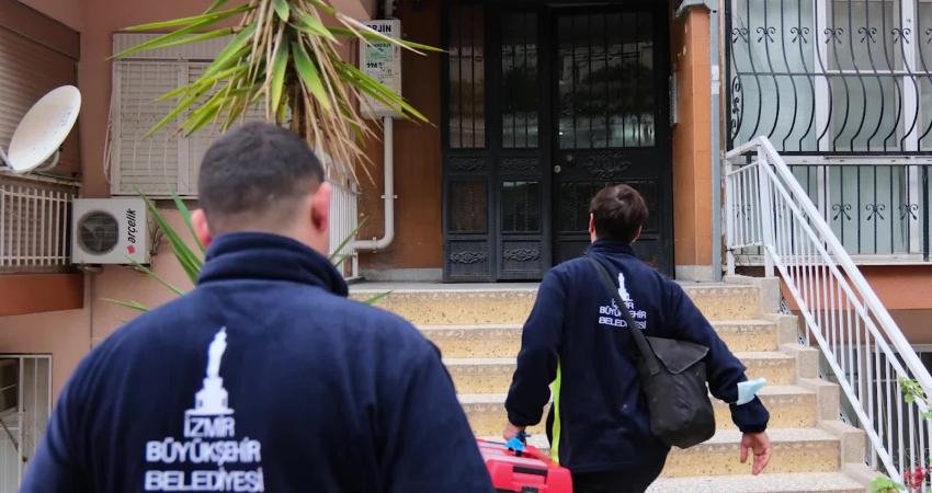 İzmir Büyükşehir Belediyesi Eşrefpaşa Hastanesi, İzmir’de “Evde Bakım” hizmeti alan