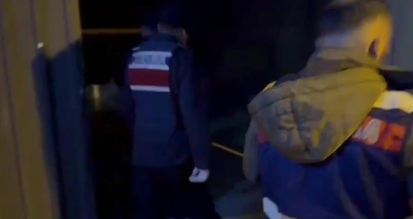 Karşıyaka’da yılbaşı öncesi düzenlenen operasyonda 2 bin 850 litre etil