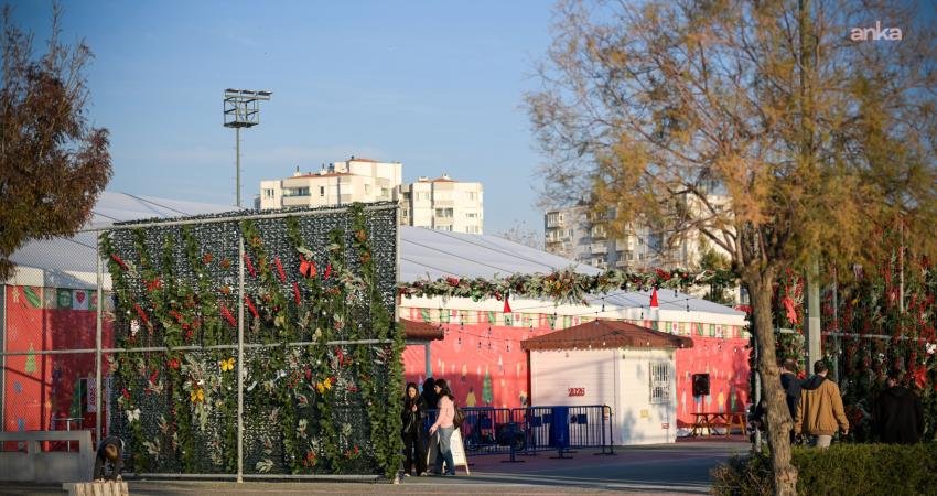 İzmir Büyükşehir Belediyesi’nin Yeni Yıl Festivali kapsamında Kültürpark ve Bostanlı’da