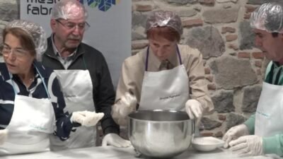 İzmir Büyükşehir Belediyesi tarafından 60 yaş ve üstü yurttaşlar için