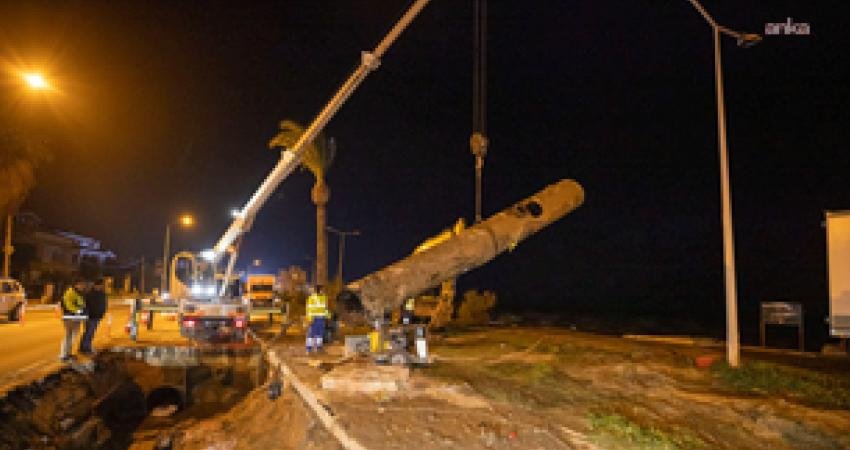 İZSU ekipleri Güzelbahçe–Narlıdere ana iletim hattındaki arızayı giderdi İzmir Büyükşehir Belediyesi İZSU Genel Müdürlüğü, Güzelbahçe ve Narlıdere’ye içme