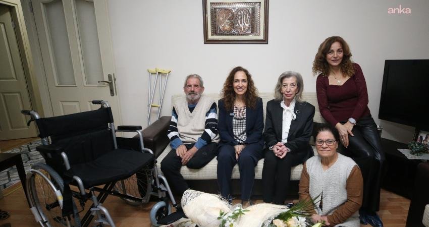 Dünya Engelliler Günü’nde engelli bir çiftin evine konuk olan Karşıyaka